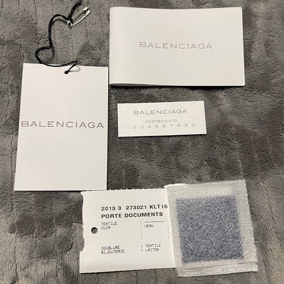 100% Authentic BALENCIAGA Classic City Clip Pouch / Pouchette / Clutch – SMALL - Picture 3 of 5